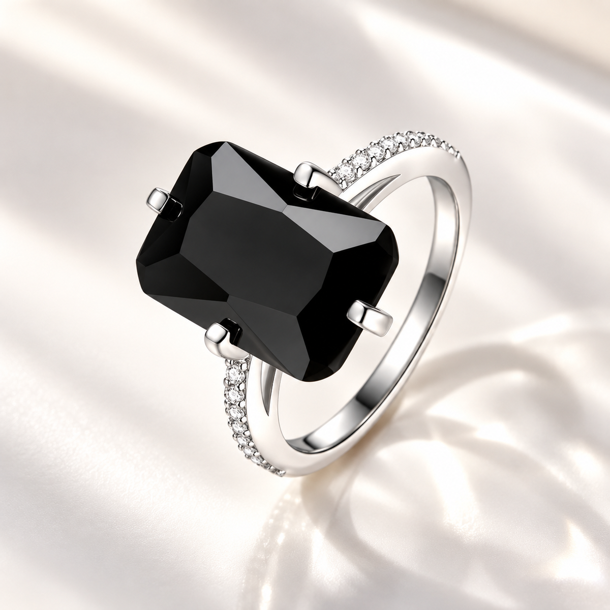 Anillo Eclipse Negro